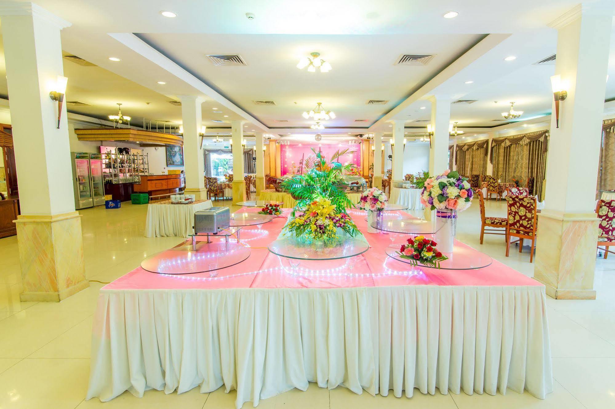 Sai Gon Kim Lien Hotel Vinh City Eksteriør bilde