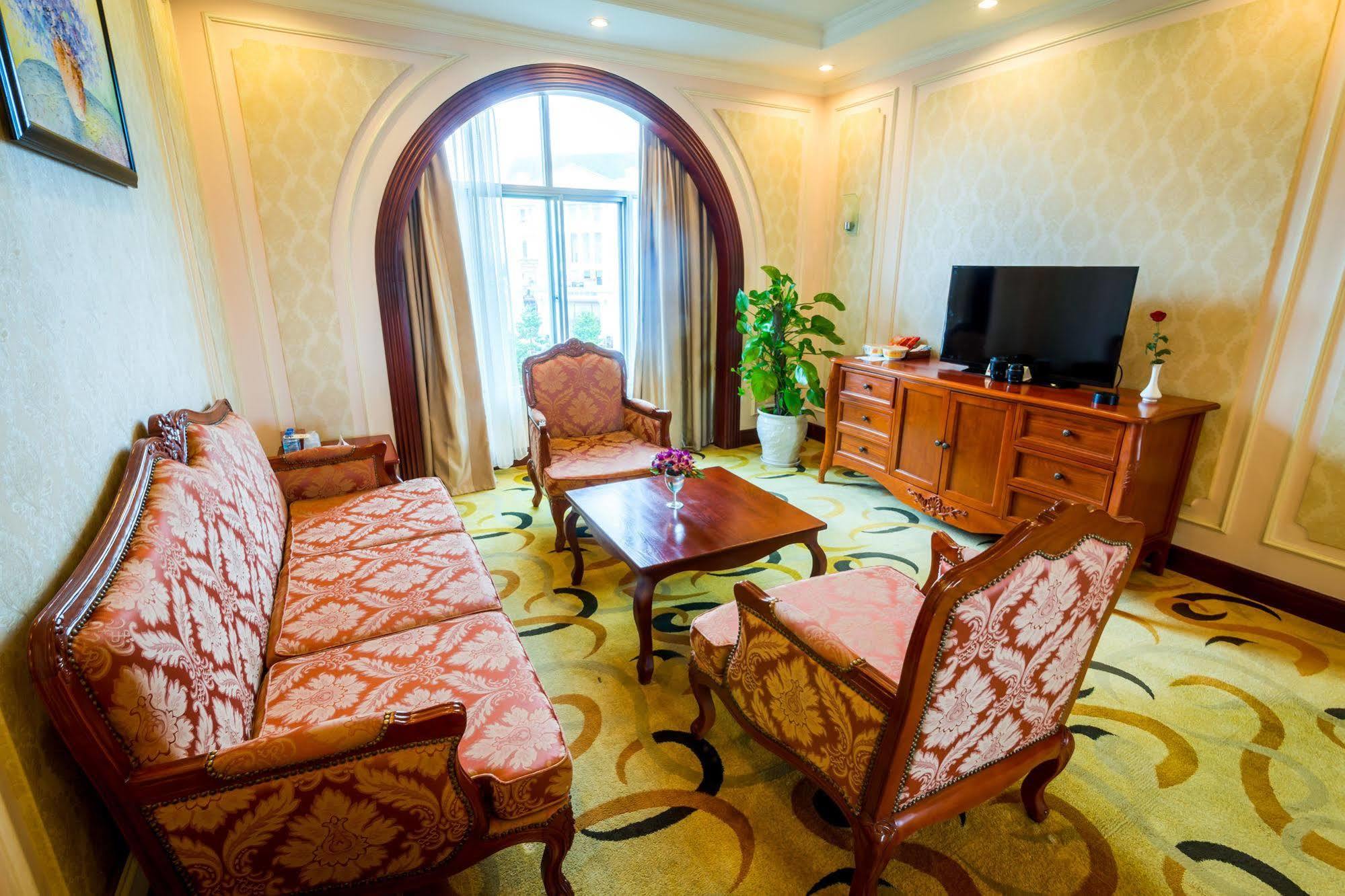 Sai Gon Kim Lien Hotel Vinh City Eksteriør bilde